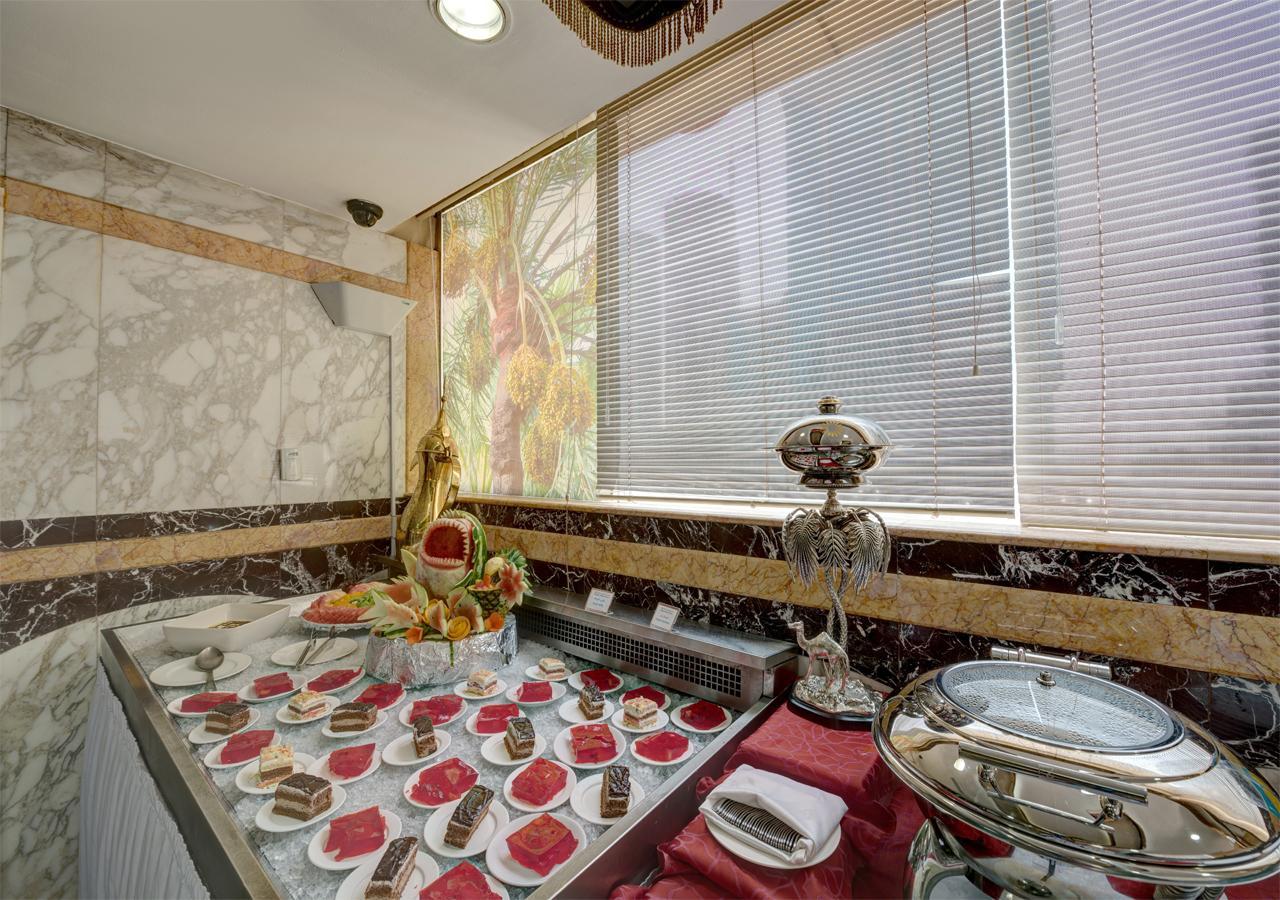 Sharjah Palace Hotel Ngoại thất bức ảnh