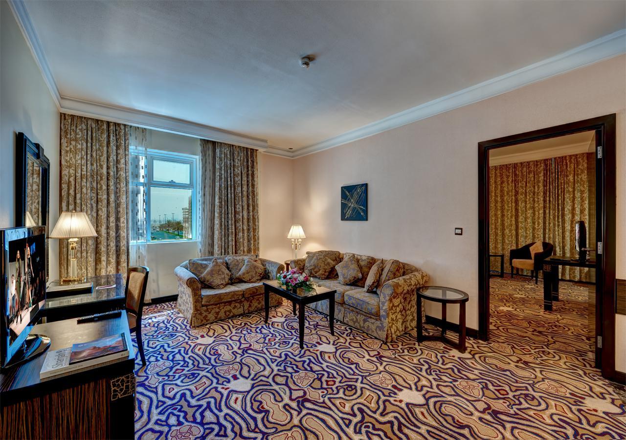 Sharjah Palace Hotel Ngoại thất bức ảnh