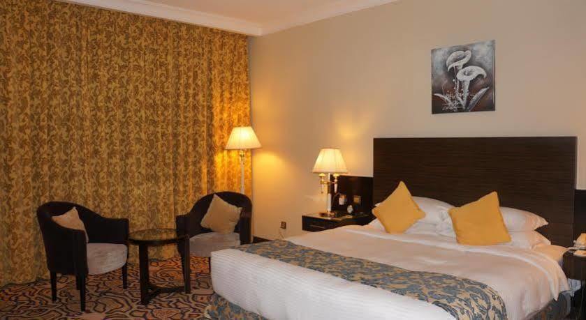 Sharjah Palace Hotel Ngoại thất bức ảnh